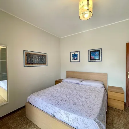 Lejlighed A A 50 Metri Dal Mare *